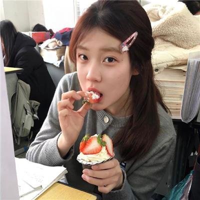嘲笑的淑女